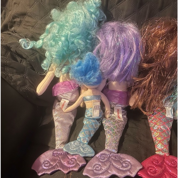 MERMAID Dolls by Aurora. Bundle includes 4 large & 2 smaller mermaids. Pre-owned - Picture 7 of 9